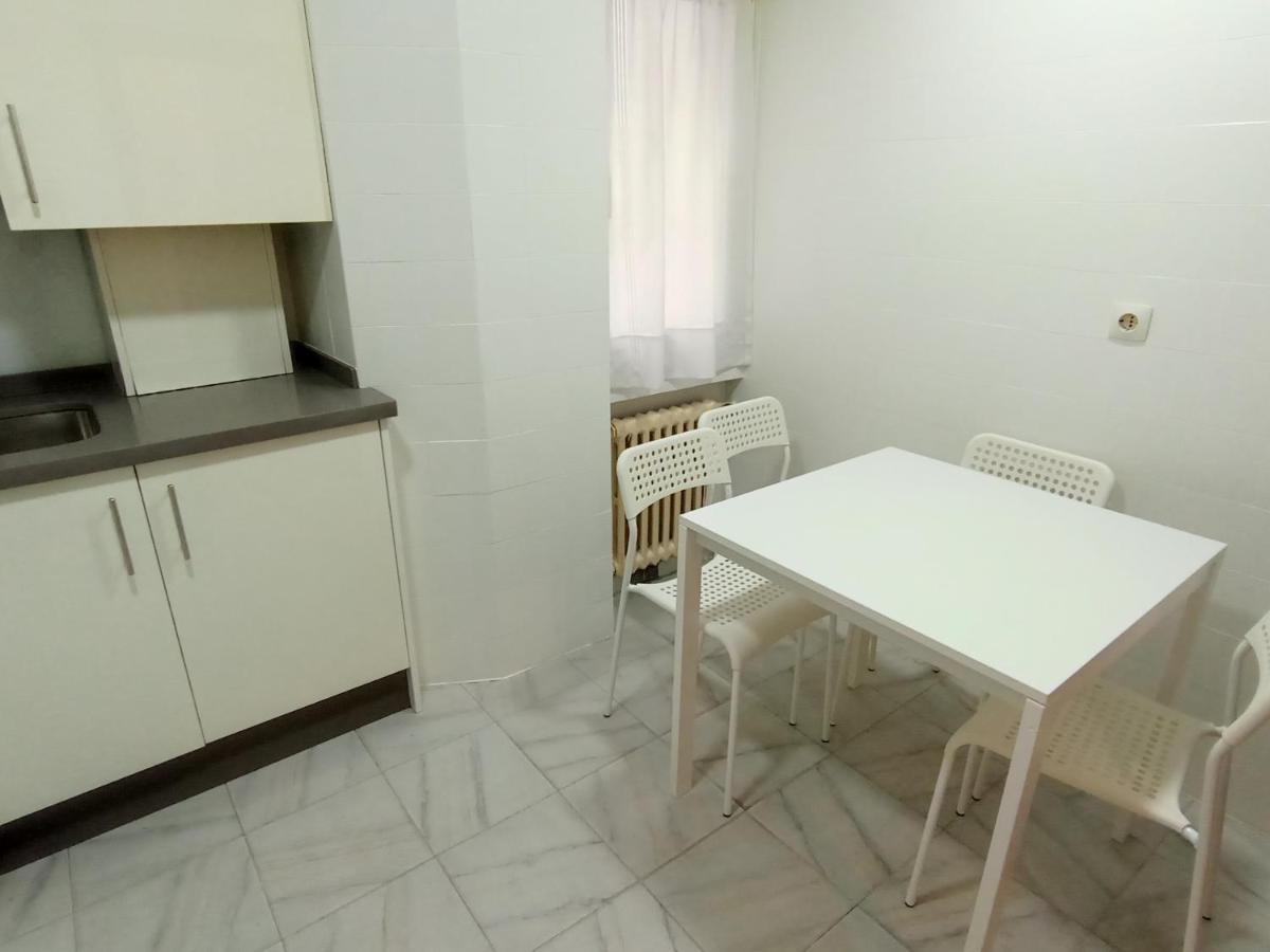 Apartamento Tito Oviedo 621A Bagian luar foto