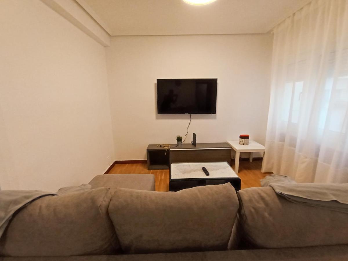 Apartamento Tito Oviedo 621A Bagian luar foto
